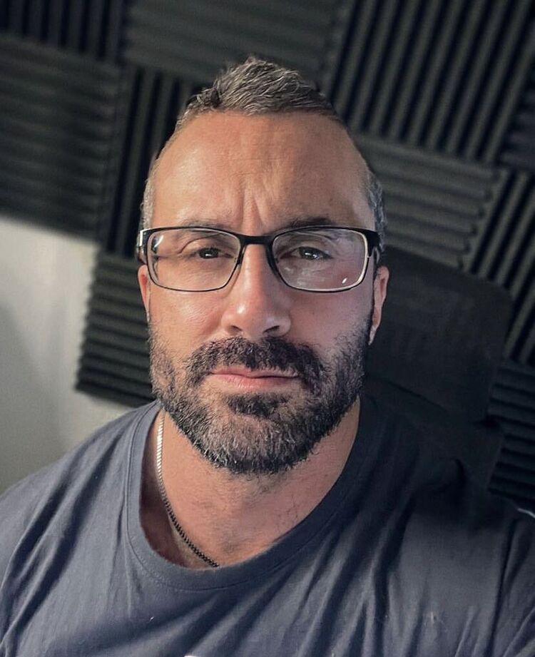  28296496  , 45 ,    