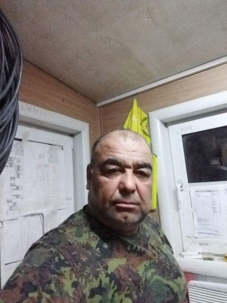  37052536  , 56 ,    