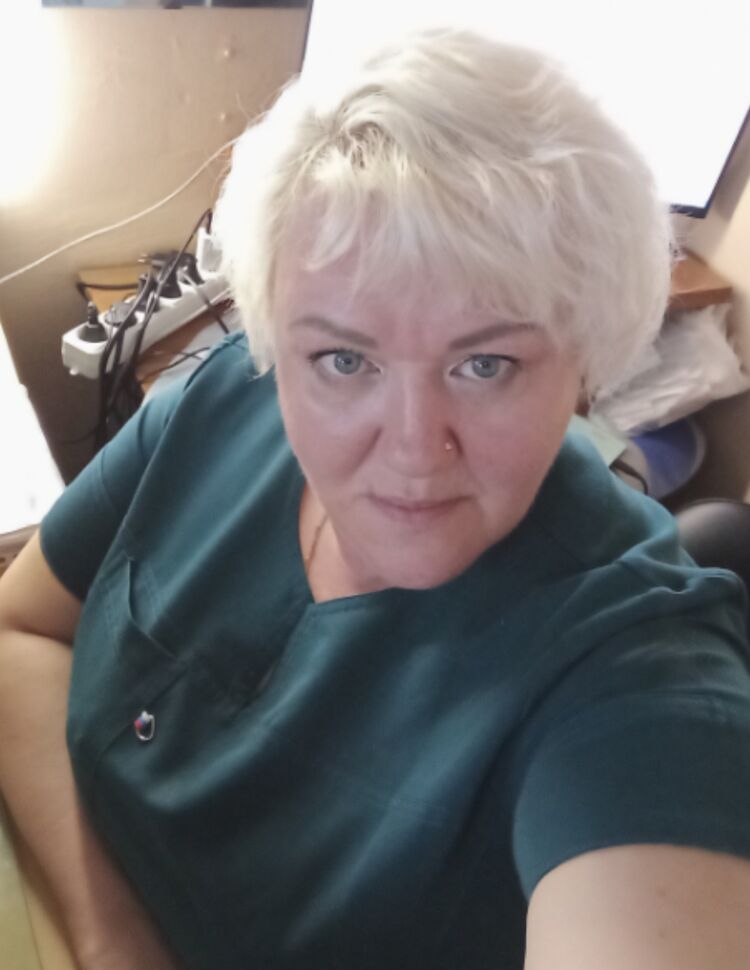  53705576  Irina, 52 ,    