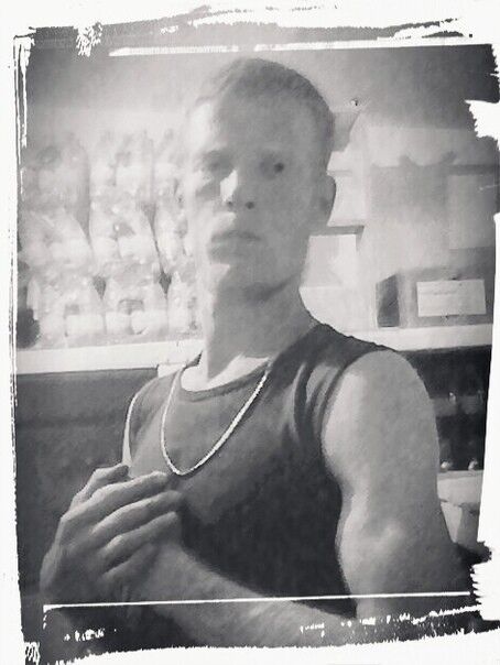  17735876  Oleg, 27 ,    