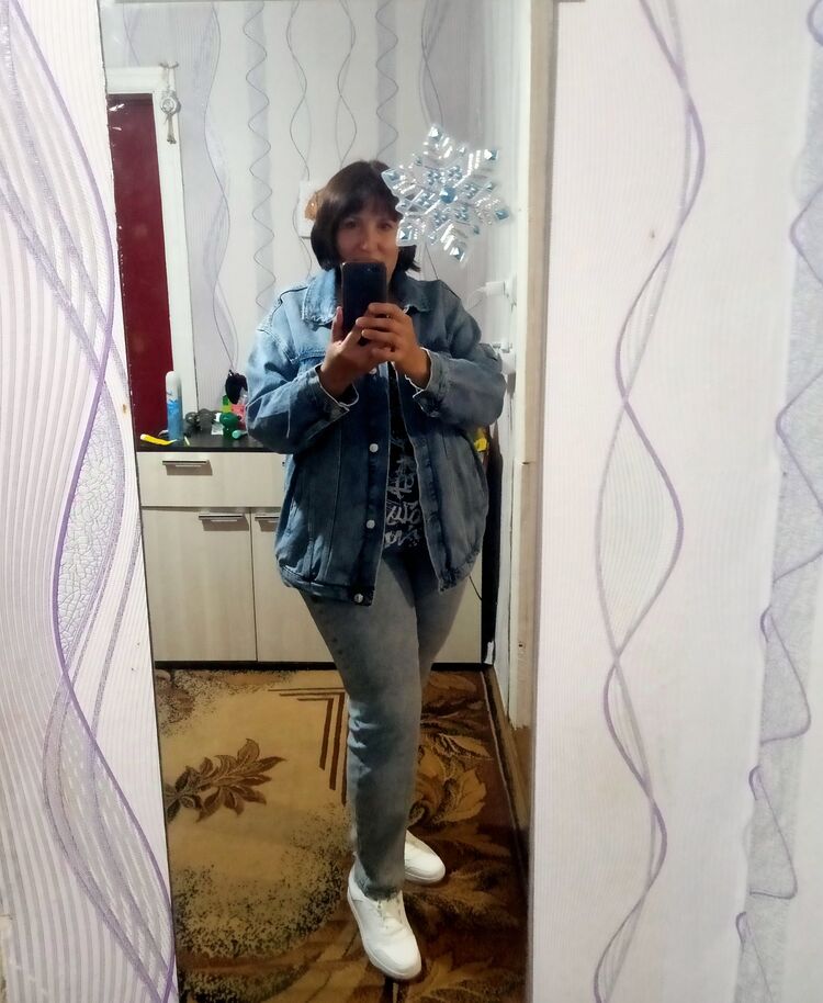  48787926  , 42 ,    