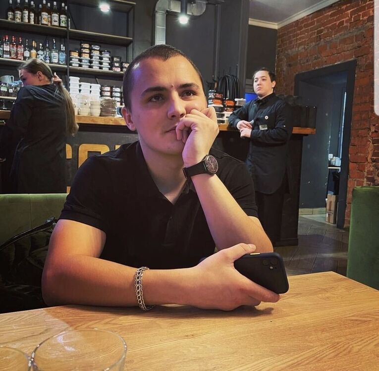  ,   , 28 ,   