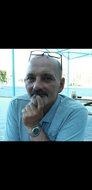  32797836  Valentin, 63 ,    