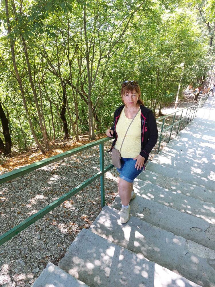   ,   , 52 ,   c 