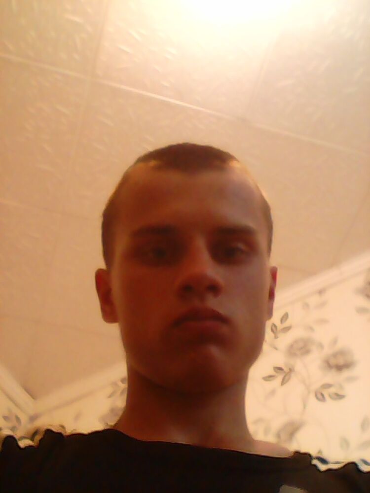  8103526  Andrey, 27 ,    