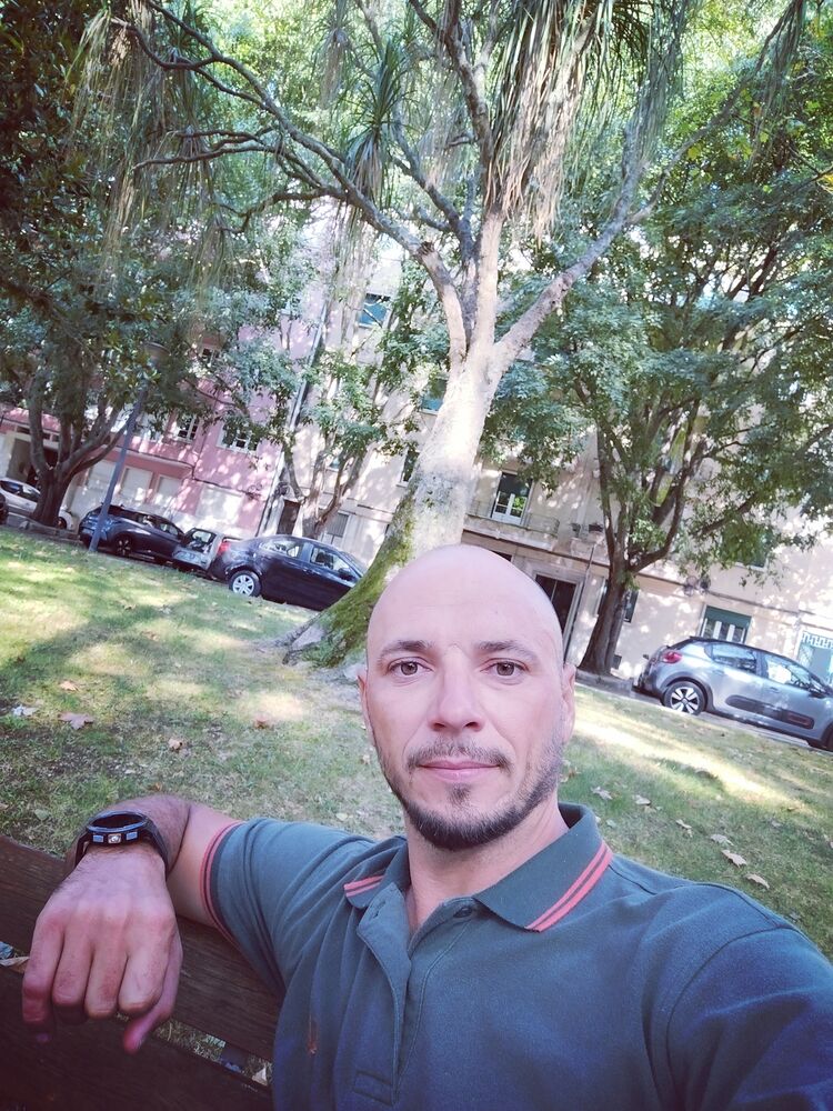  46144116  Igor, 37 ,    
