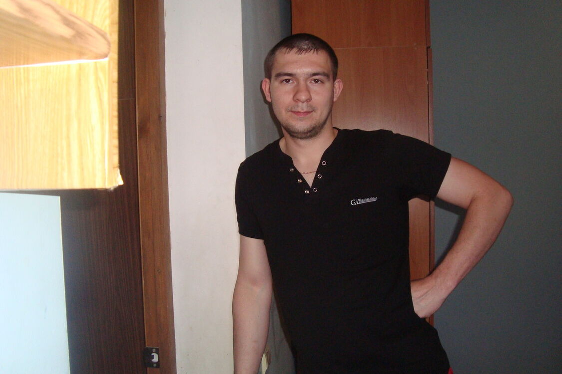  4441826  Sergo, 35 ,    