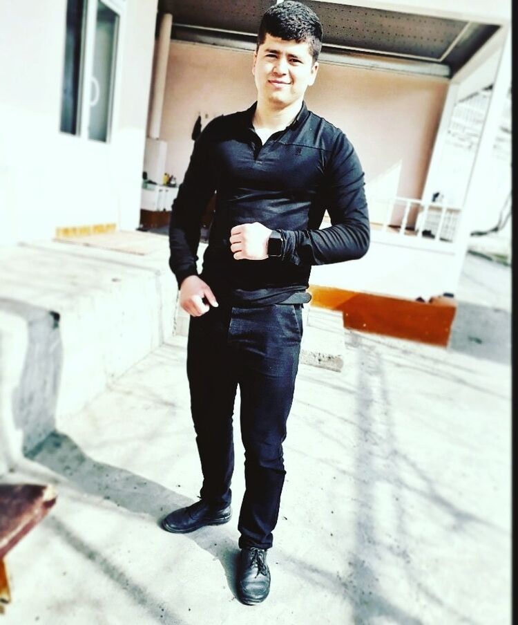  11668176  Timur, 27 ,    