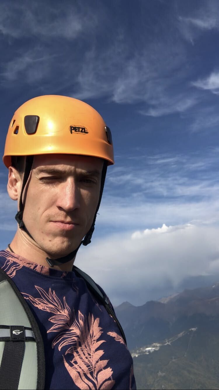  39031076  , 27 ,    -