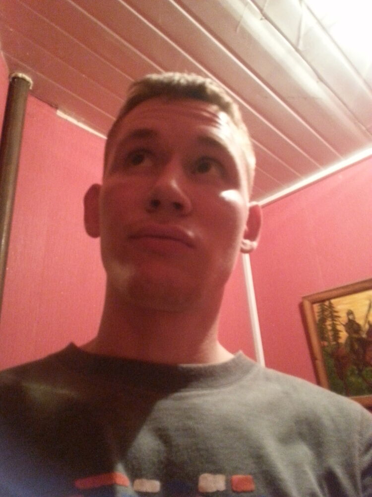  10889956  , 32 ,    