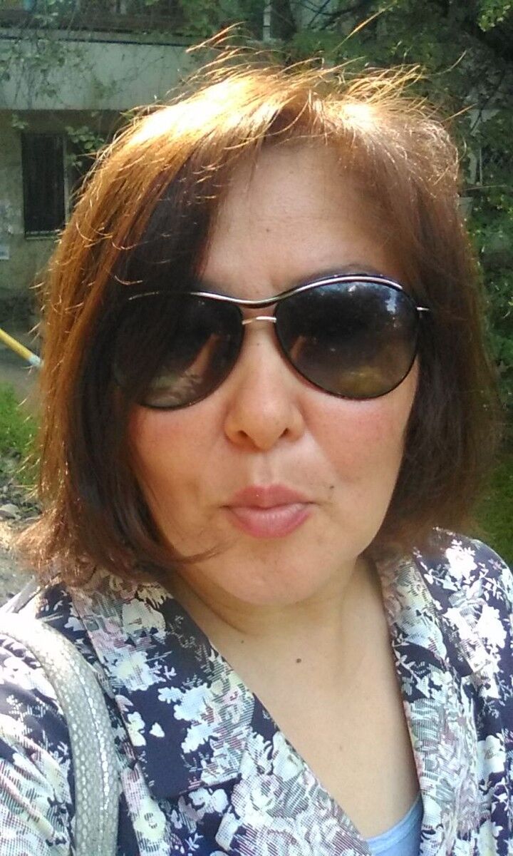  ,   Sandi, 52 ,   ,   , c 