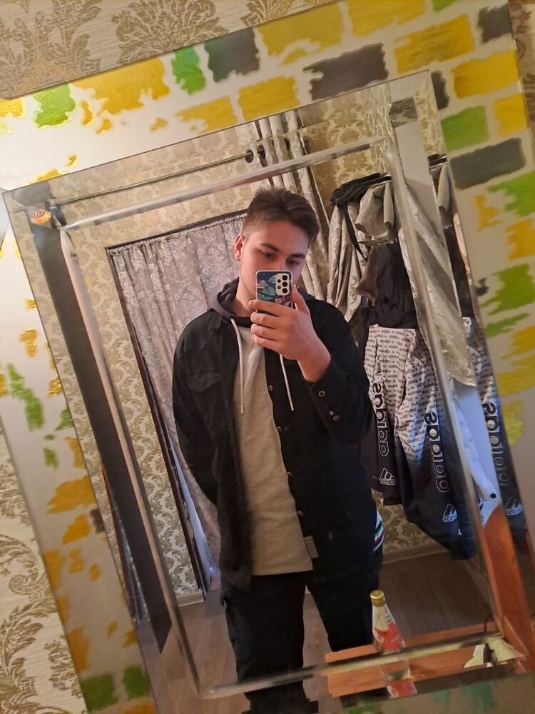  33317956  , 22 ,    