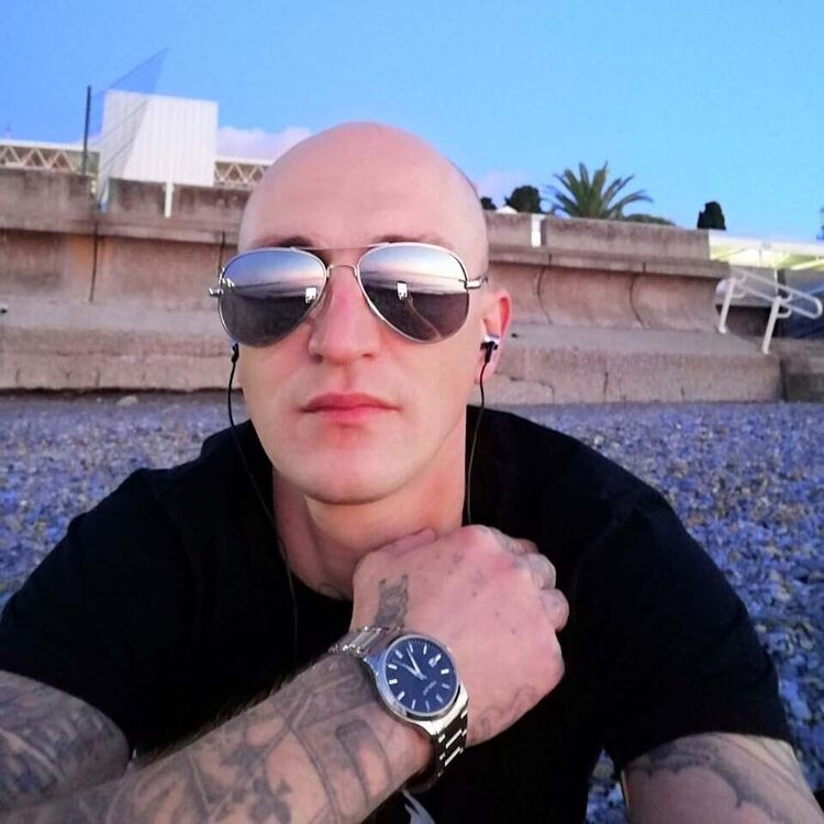  -,   , 38 ,  