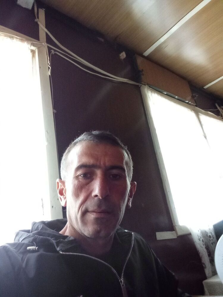  54062896  Artur, 43 ,    