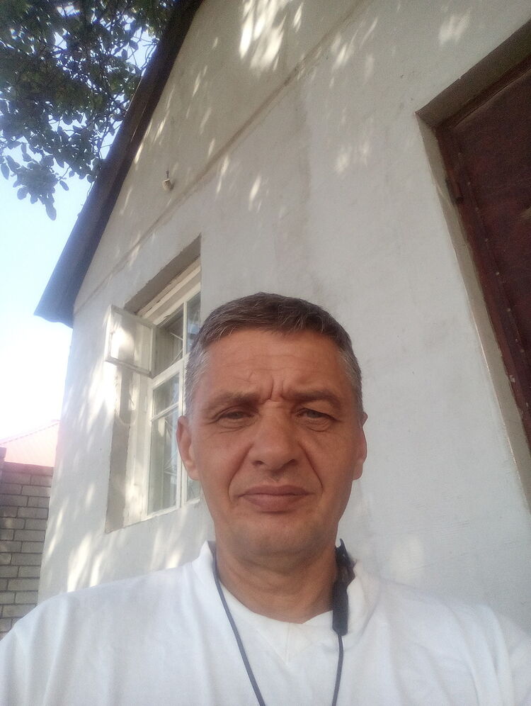  13396446  Oleg, 57 ,    