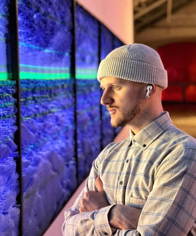  53876826  , 32 ,    --