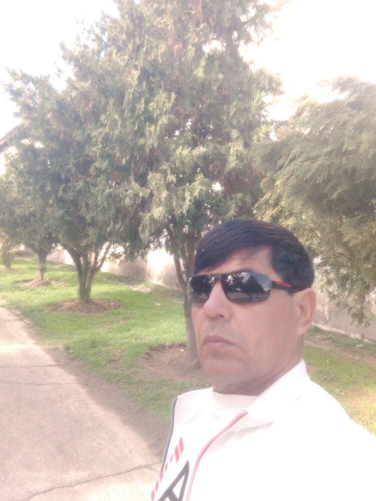  38389116  Joni, 55 ,    