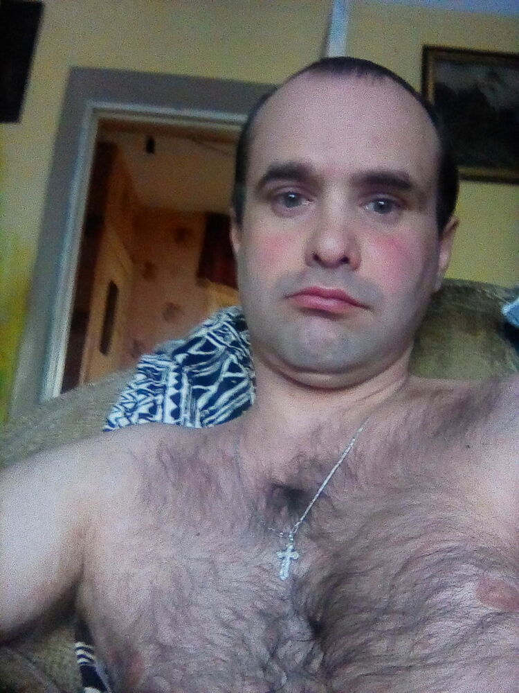  18922726  Anton, 42 ,    
