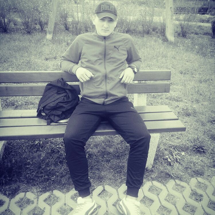  15069526  Vlad, 29 ,    