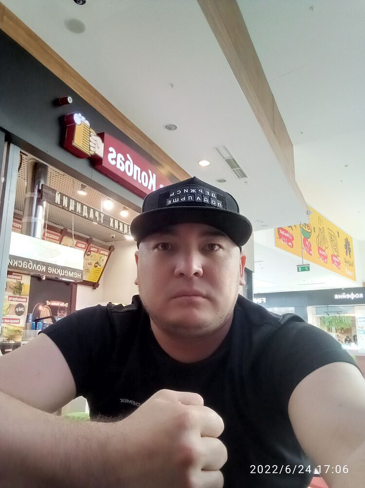  30477166  Suhrob, 37 ,    
