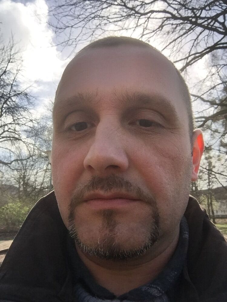  Wolfsburg,   , 47 ,     , c 
