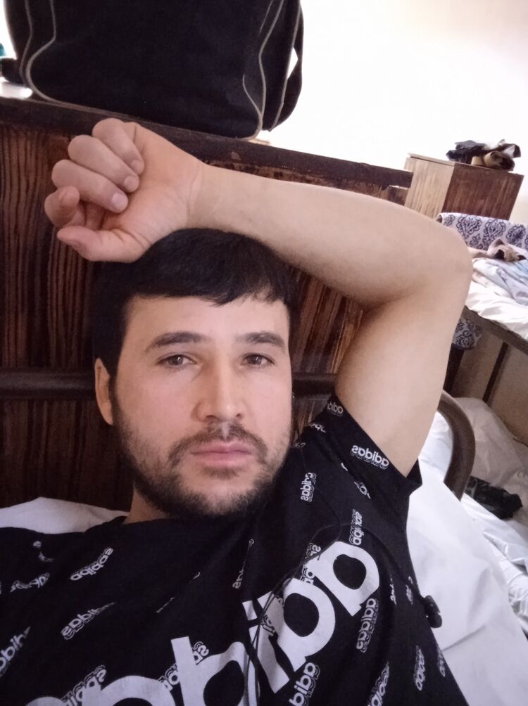  ,   Mehriddin, 26 ,   ,   , c , 