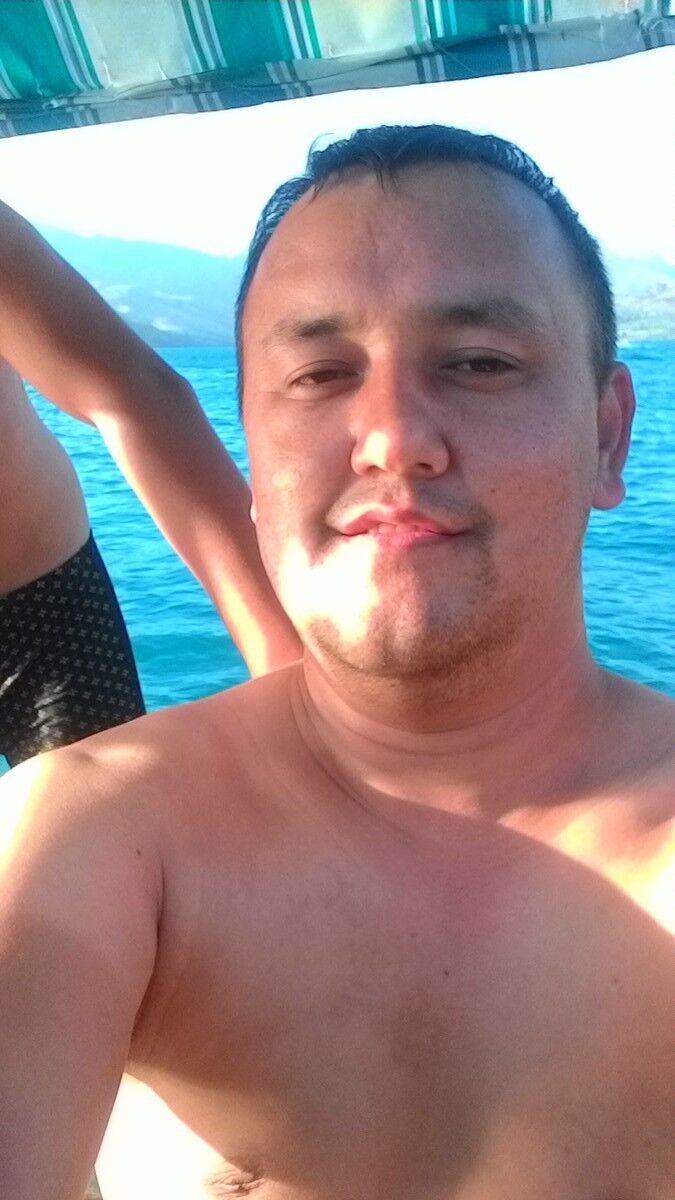  ,   Komil, 37 ,   