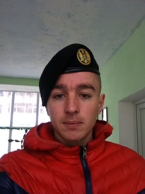  11746446  Dima, 29 ,    