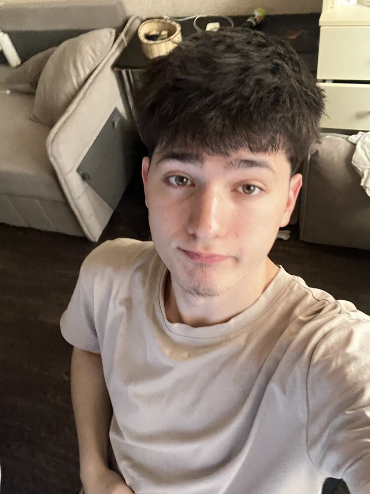  54686266  Vunexae, 19 ,    