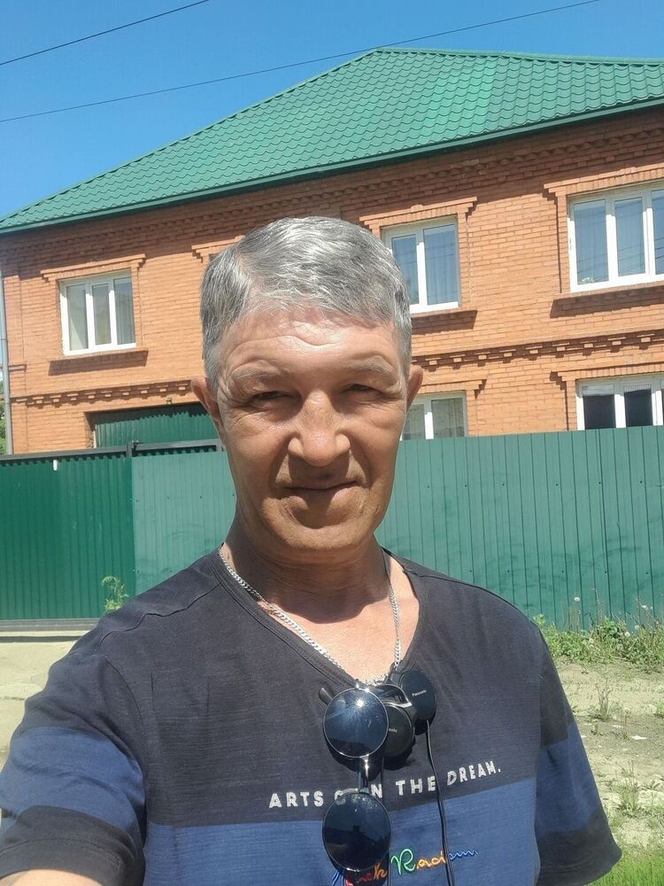  34778366  Rinat, 54 ,    