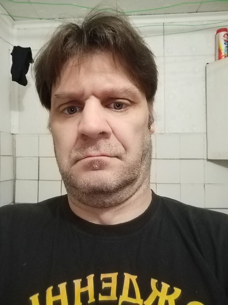  46719156  , 51 ,    