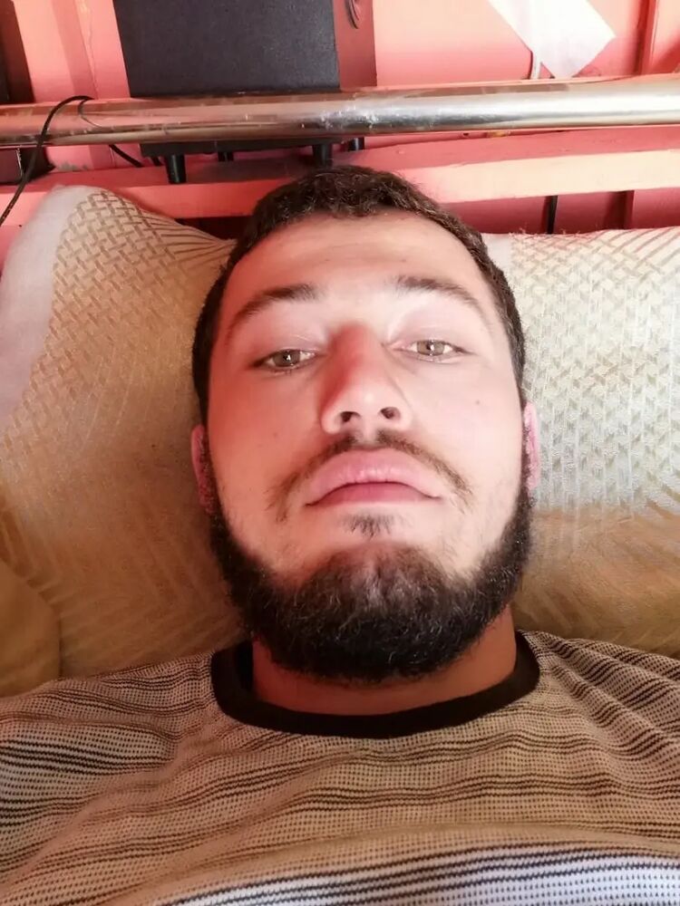  41837496  , 32 ,    
