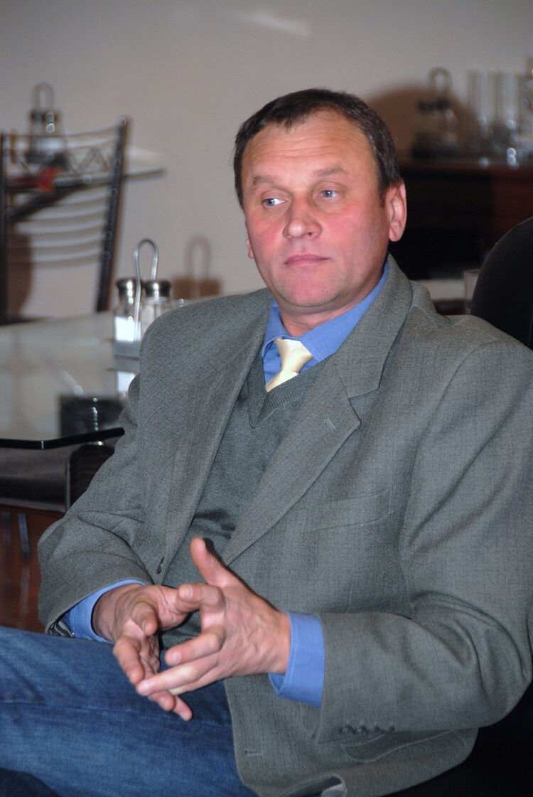 ���������� ��������, ���� ������� Leon, 54 ����, ������������ ��� ����� � ���������, c�������� ���������