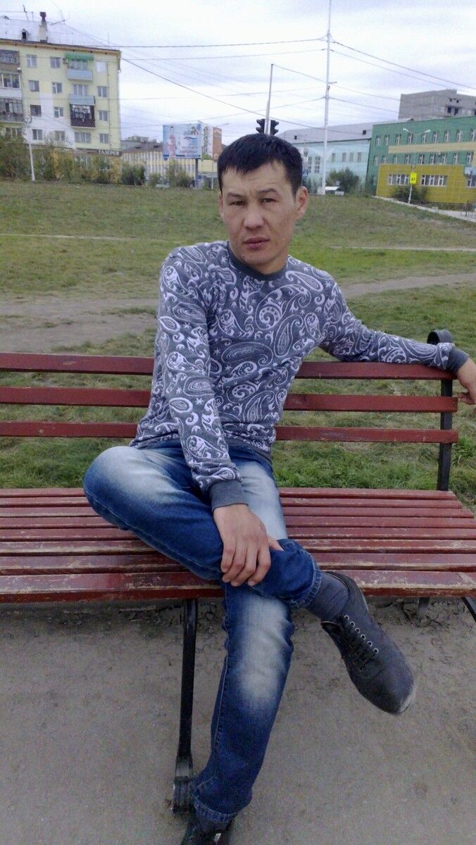  ,   Mars, 37 ,   