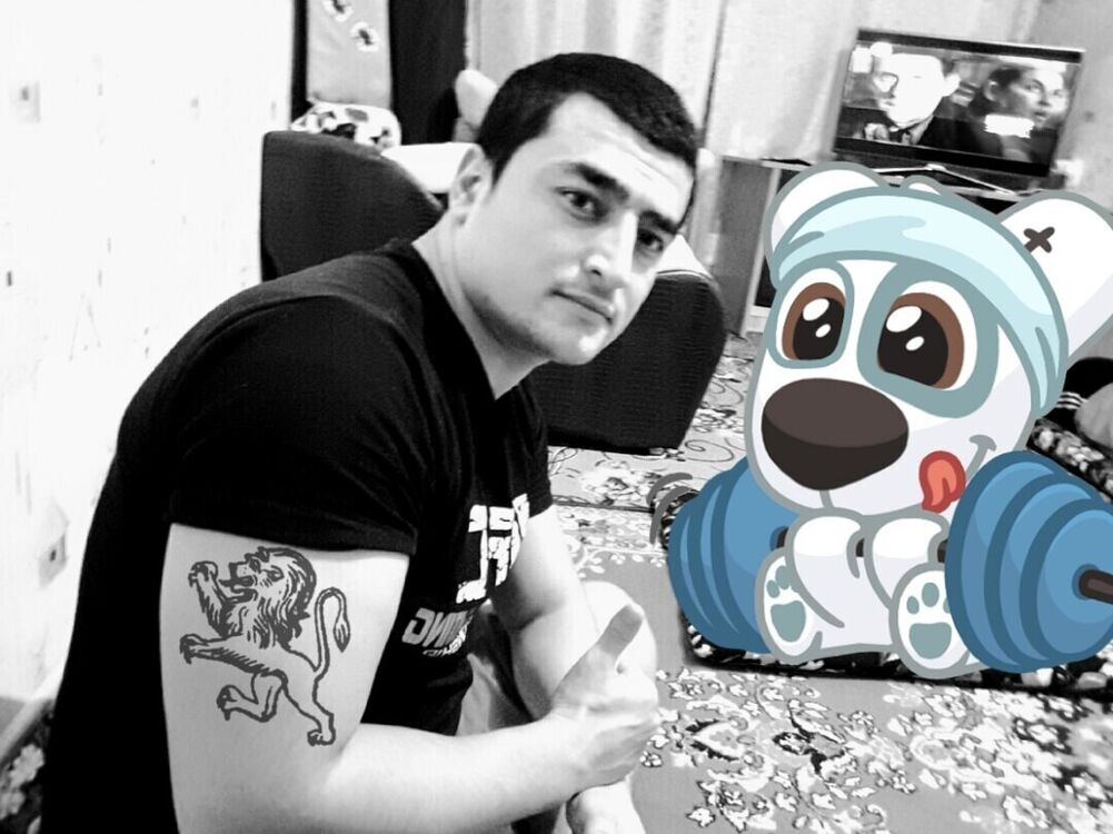  22492426  Ruslan, 35 ,    