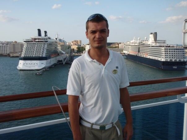  ,   Evgenii, 39 ,   ,   , c , 