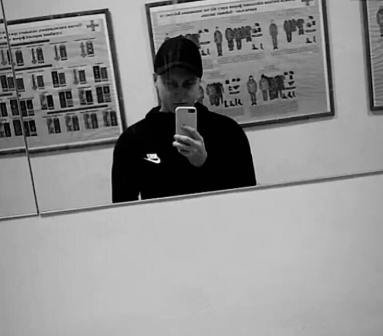  30274326  Vlad, 25 ,    