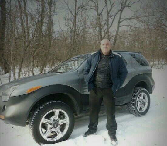  9613836  Valesios, 49 ,    