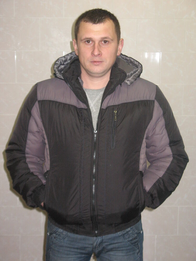  4643726  Andre, 46 ,    
