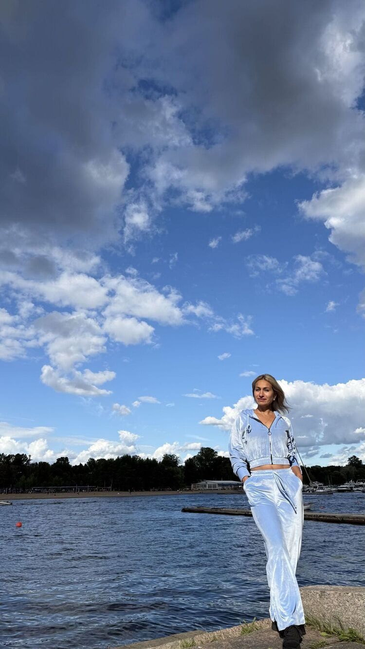  54294556  , 42 ,    -