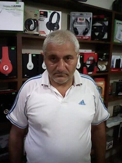  18859176  Goha, 50 ,    