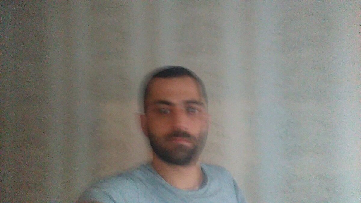  ,   Bastian, 37 ,   ,   , c 