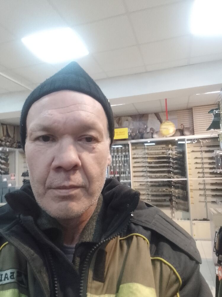  ,   Marat, 54 ,   c 
