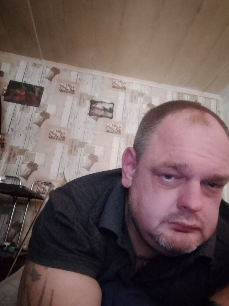  54127706  Vitos, 44 ,    