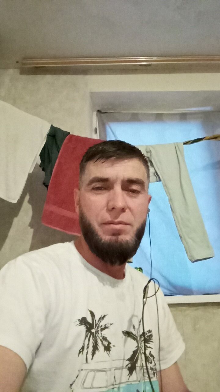  46212066  , 42 ,    