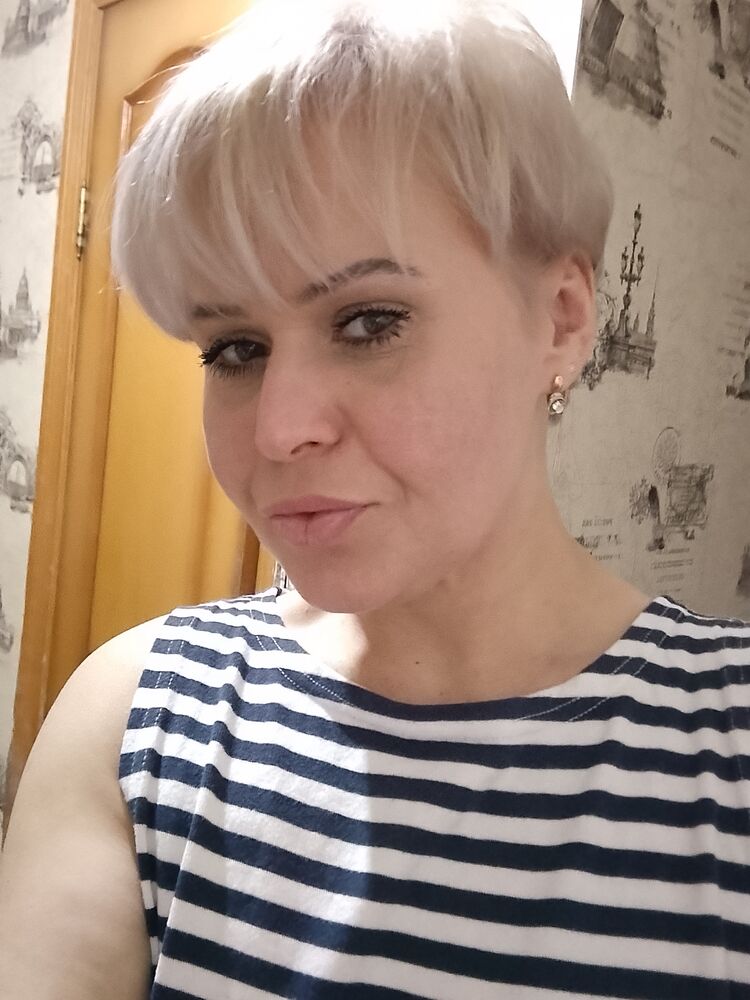  44803056  Olga, 45 ,    