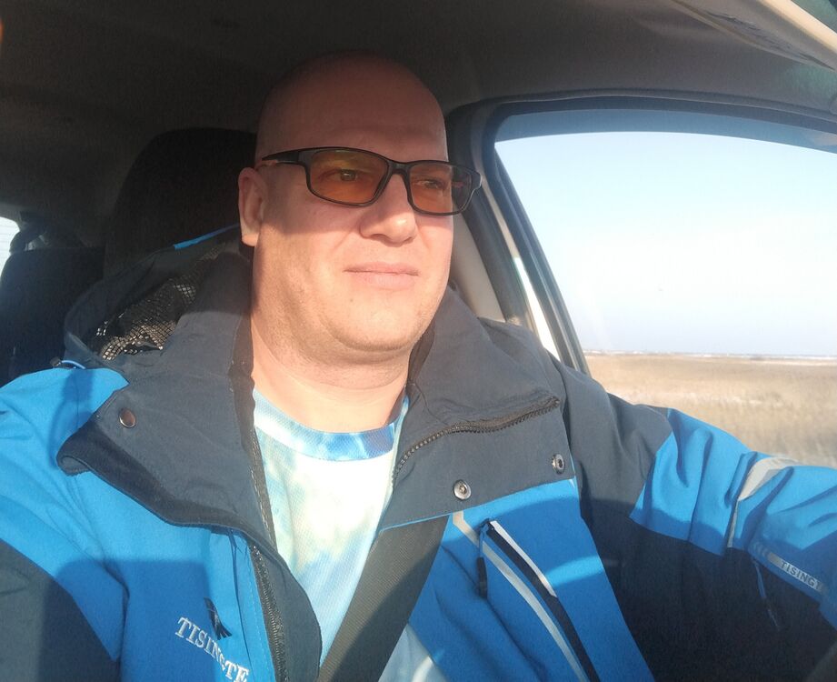  ,   Anatoly, 40 ,   