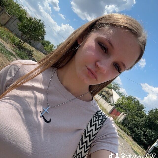  44763826  , 25 ,    
