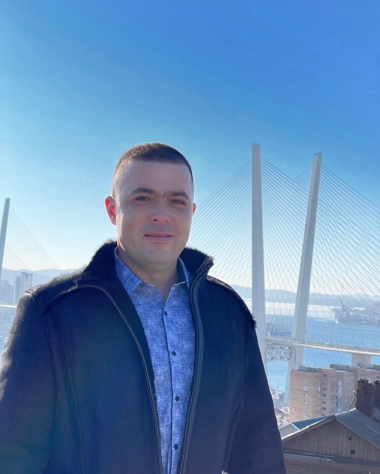  ,   Richard, 43 ,   ,   