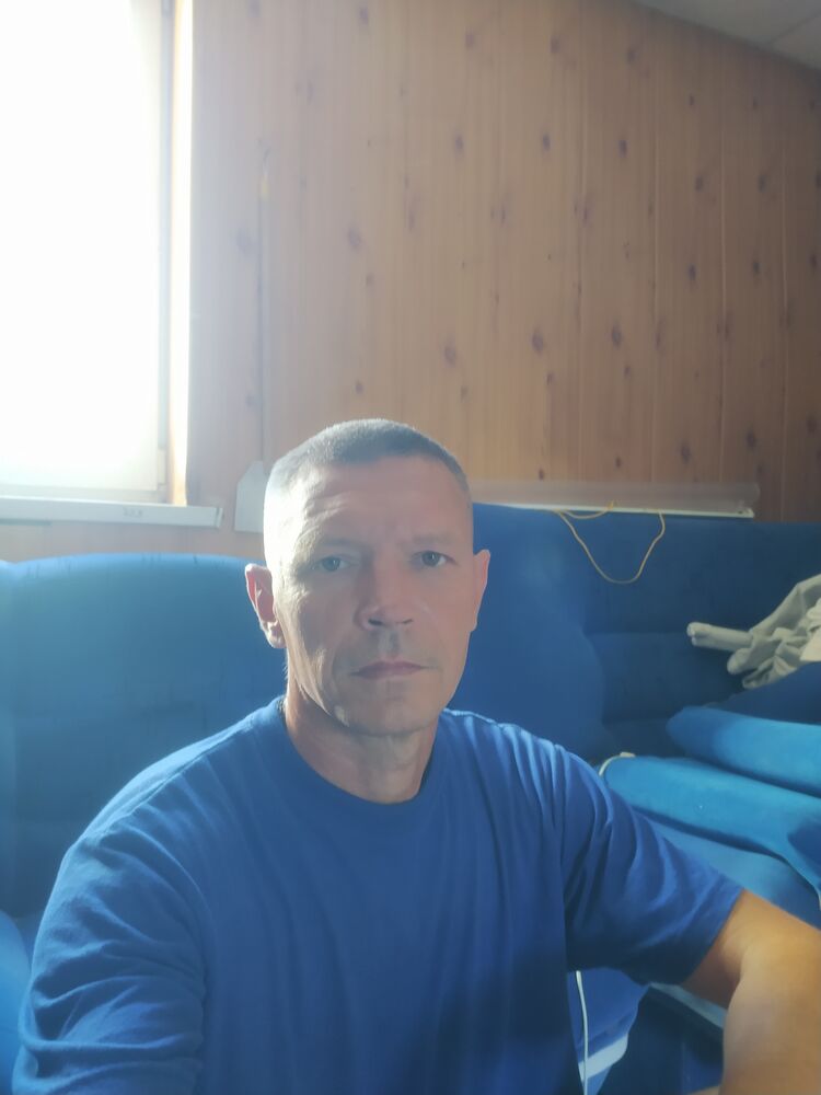  36711876  , 46 ,    